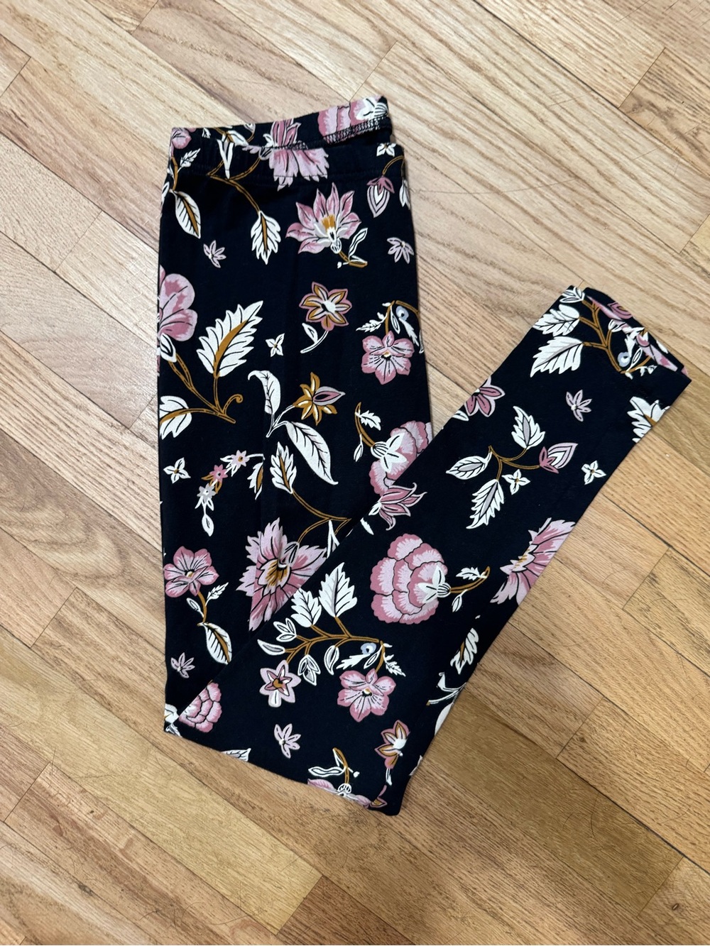 Old Navy Black Leggings with Floral Print